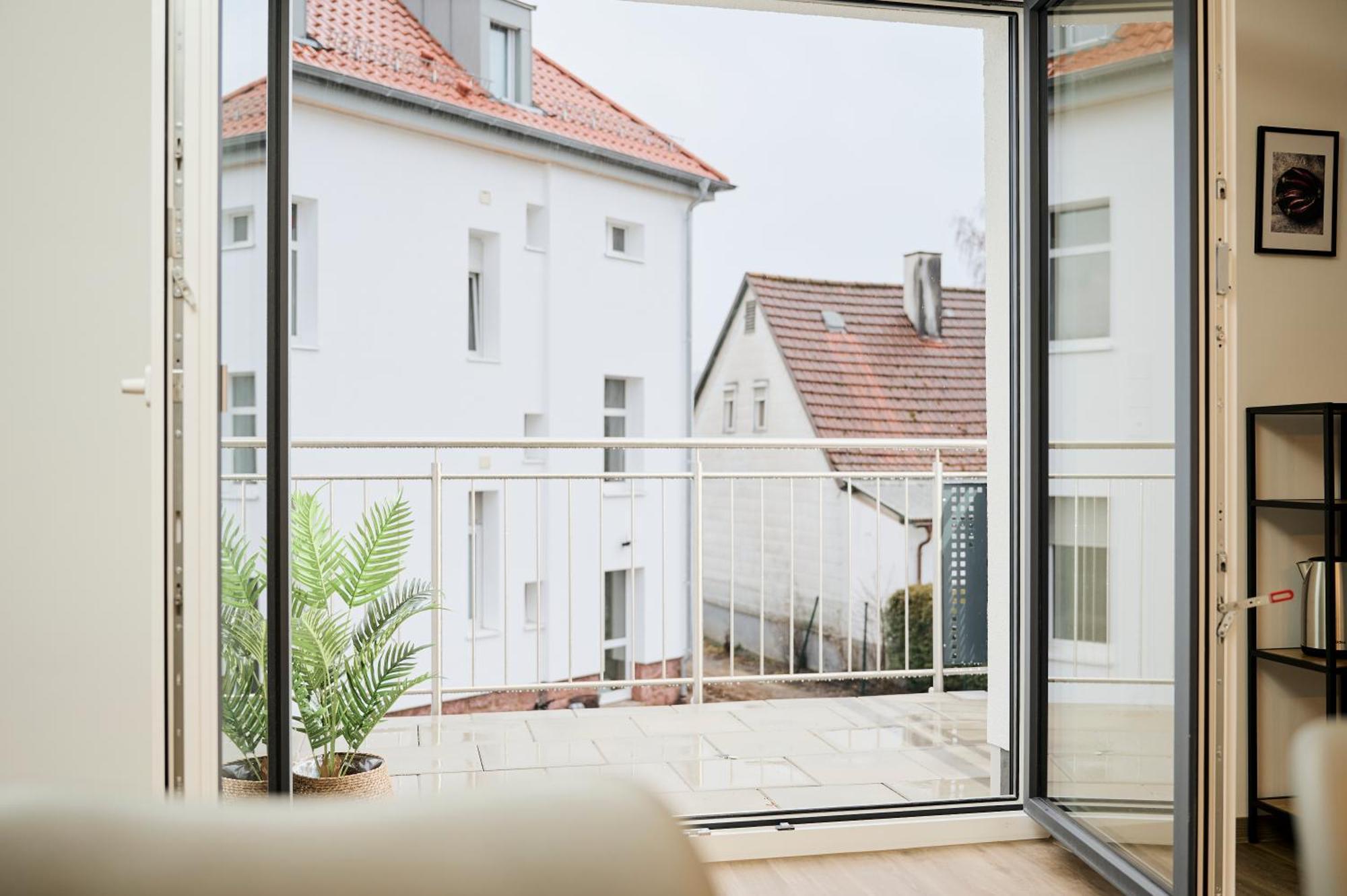 Moderne Apartments Mit Highspeed-Wlan Und Gratis-Tiefgarage Ihr Perfekter Rueckzugsort Nahe Dem Zentrum Und Der Therme I Barrierearm Бад-Киссинген Экстерьер фото
