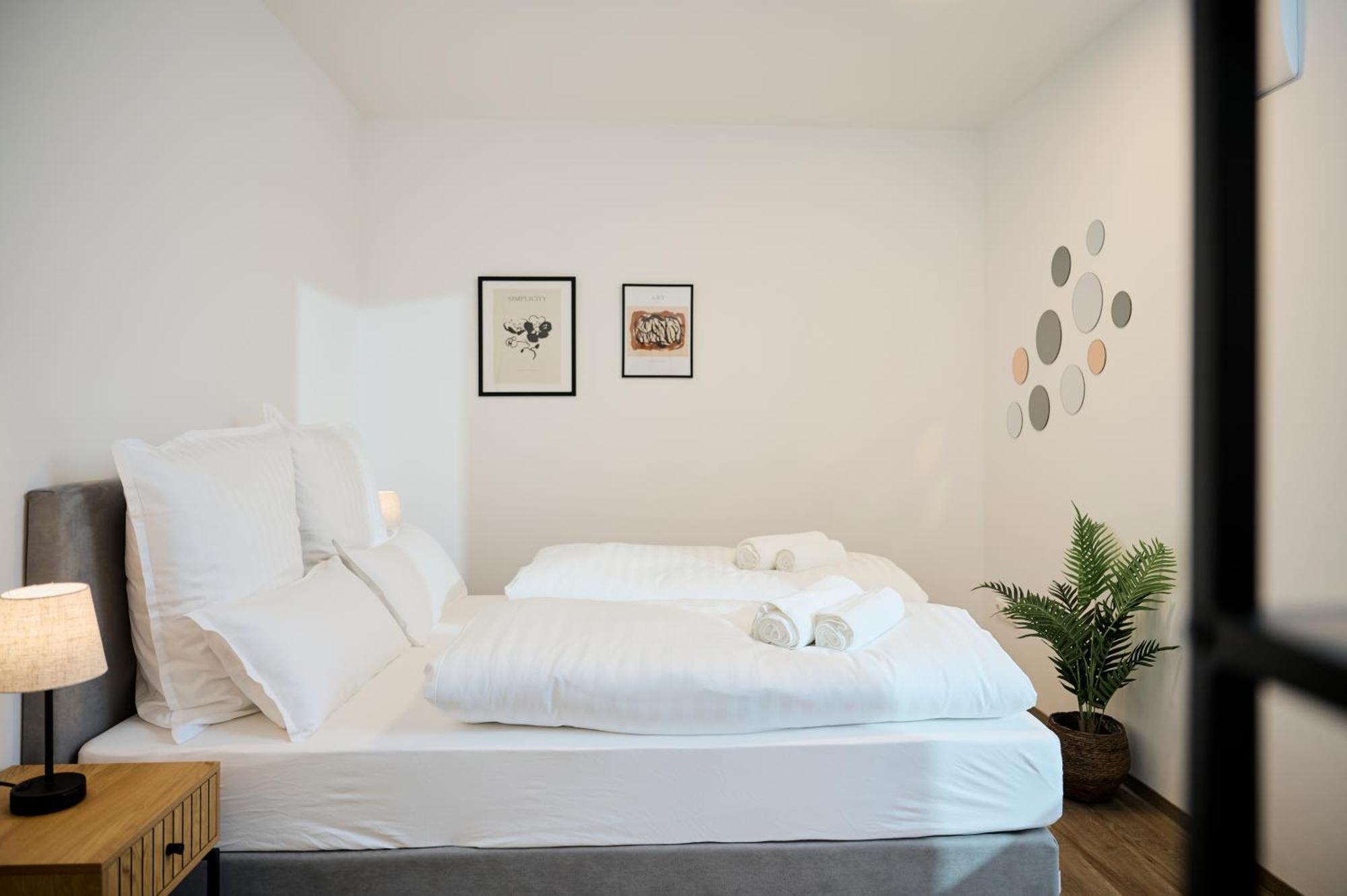 Moderne Apartments Mit Highspeed-Wlan Und Gratis-Tiefgarage Ihr Perfekter Rueckzugsort Nahe Dem Zentrum Und Der Therme I Barrierearm Бад-Киссинген Экстерьер фото